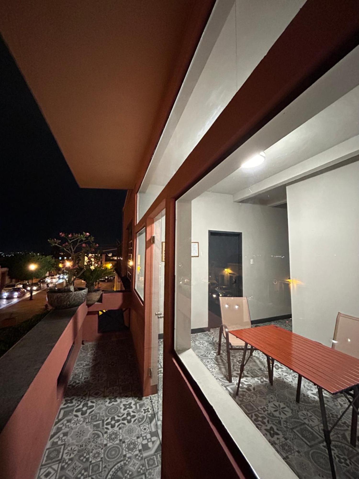 Hotel Lolita & Enri, La Mejor Ubicacion Y Vista En El Centro De Querétaro Exterior foto